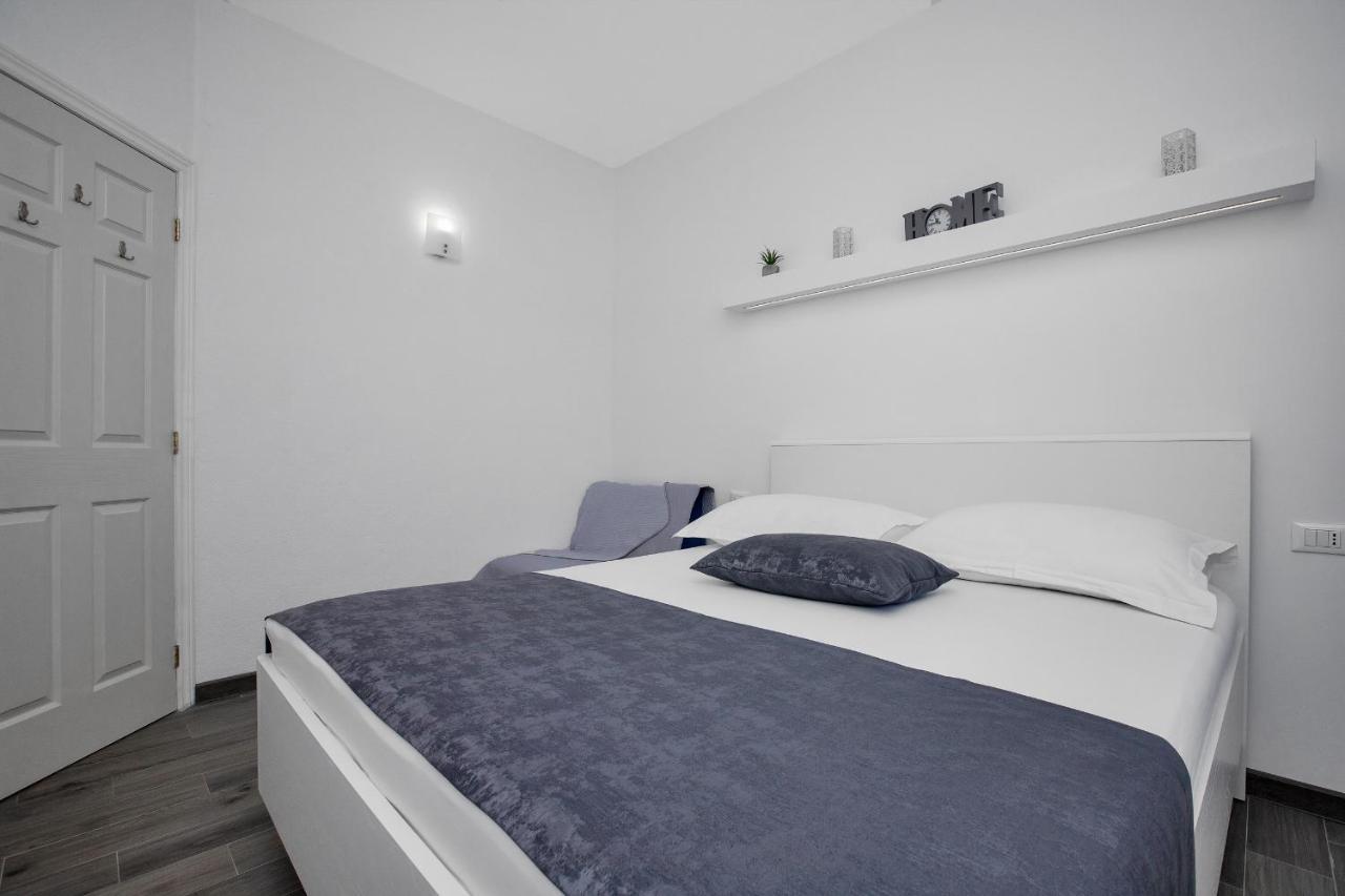 Apartman Toni Drasnice Buitenkant foto